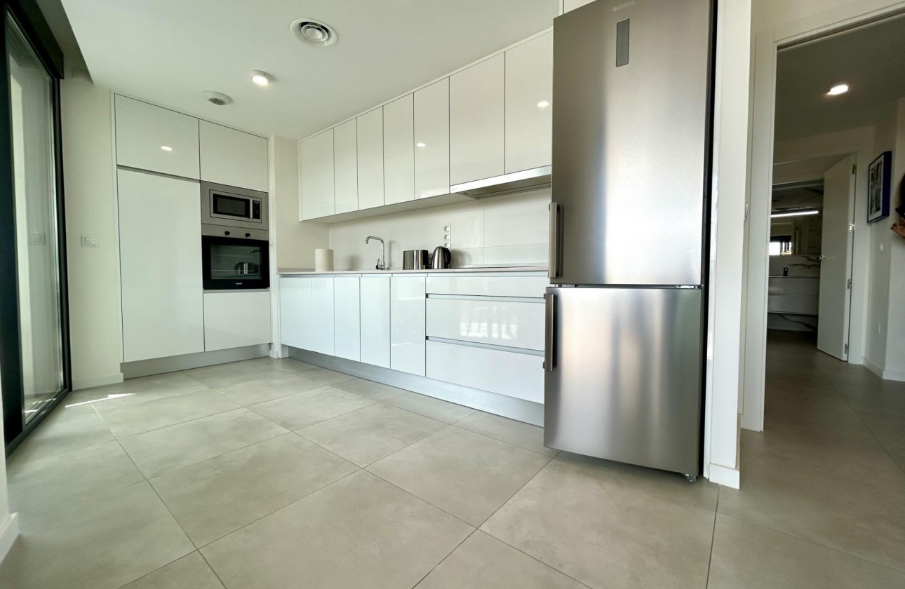 Reventa - Apartamento / piso - Dehesa de campoamor - Campoamor