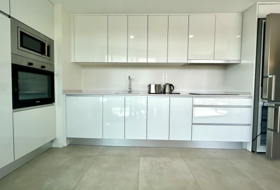 Reventa - Apartamento / piso - Dehesa de campoamor - Campoamor