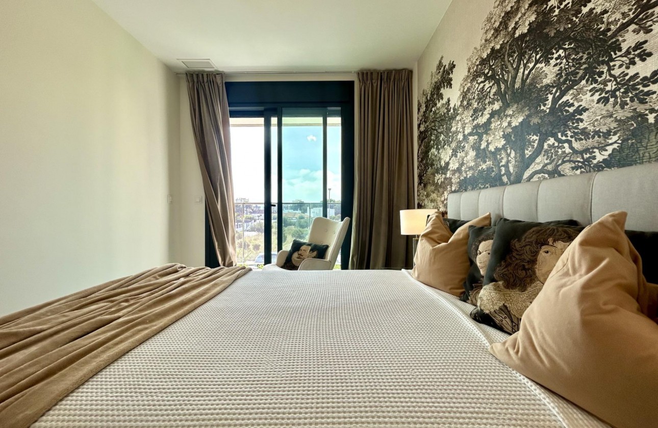 Reventa - Apartamento / piso - Dehesa de campoamor - Campoamor