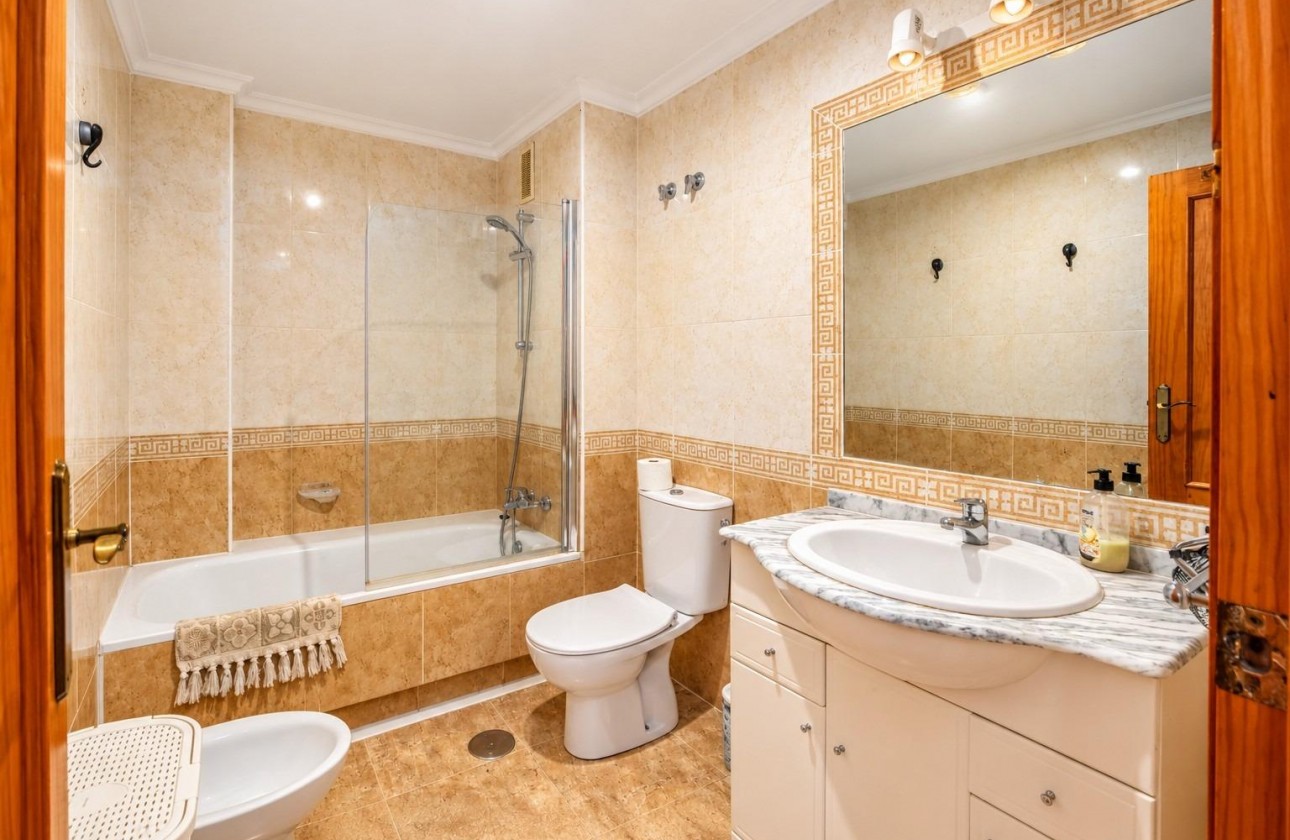 Revente - Appartement - Orihuela Costa - La Regia