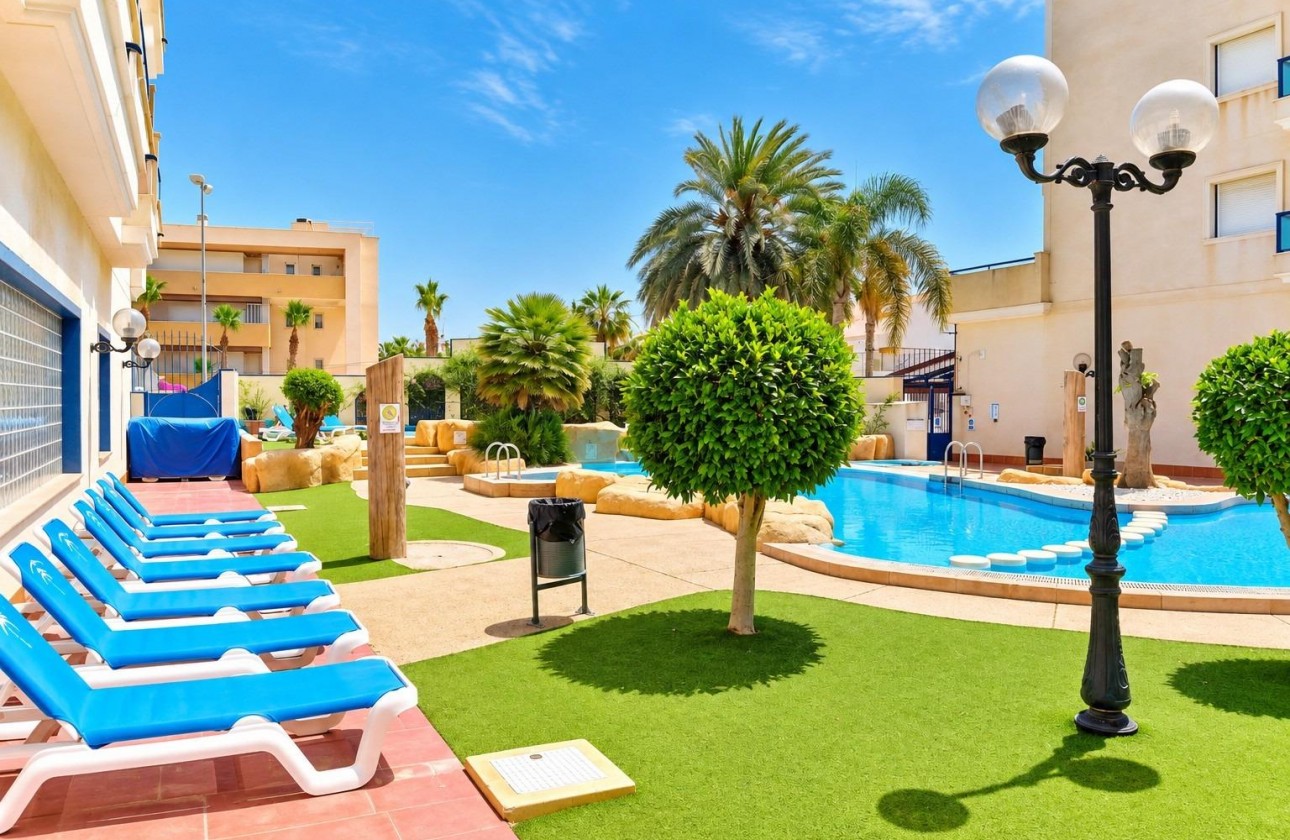 Revente - Appartement - Orihuela Costa - La Regia