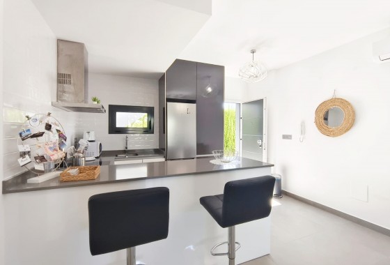 Resale - Apartment / flat - Pilar de la Horadada