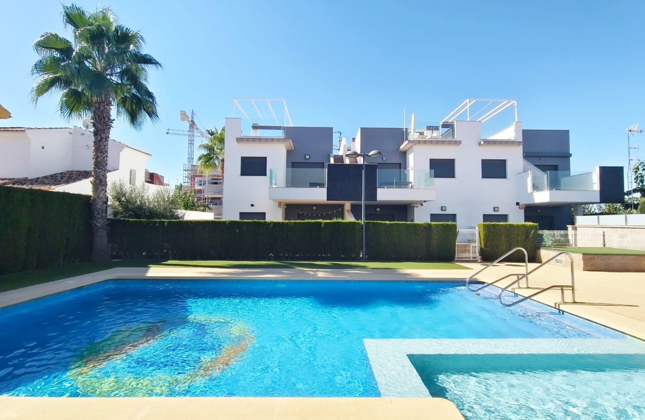 Resale - Apartment / flat - Pilar de la Horadada