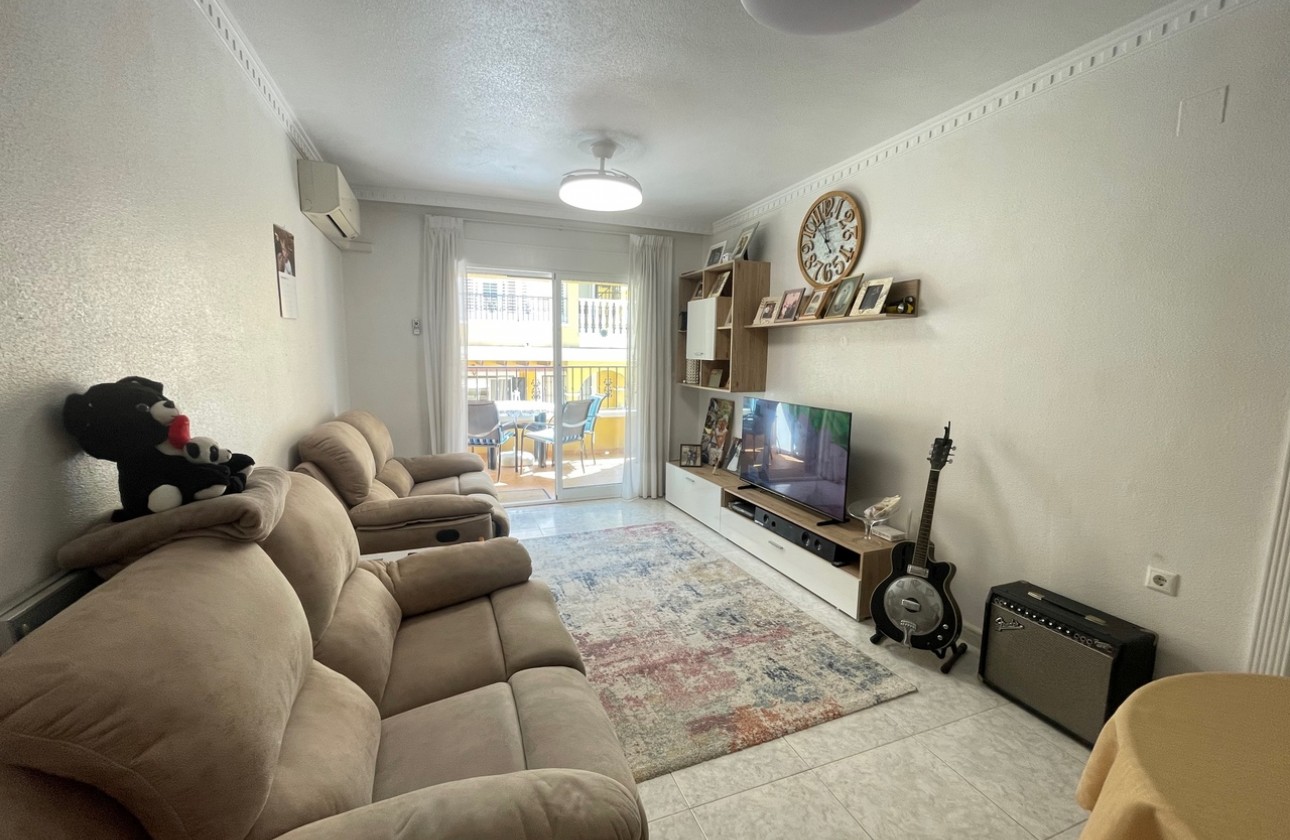 Resale - Apartment / flat - Algorfa