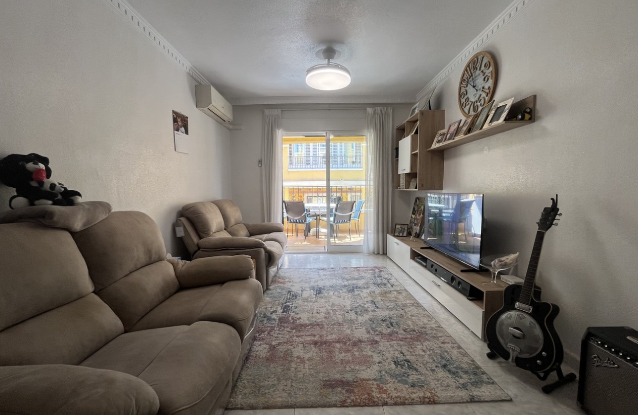 Resale - Apartment / flat - Algorfa