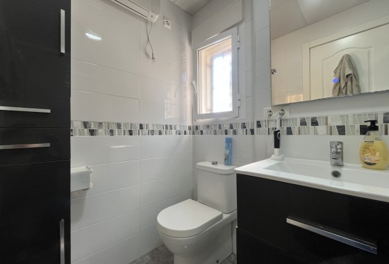 Resale - Apartment / flat - Algorfa
