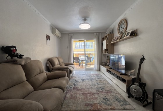Resale - Apartment / flat - Algorfa