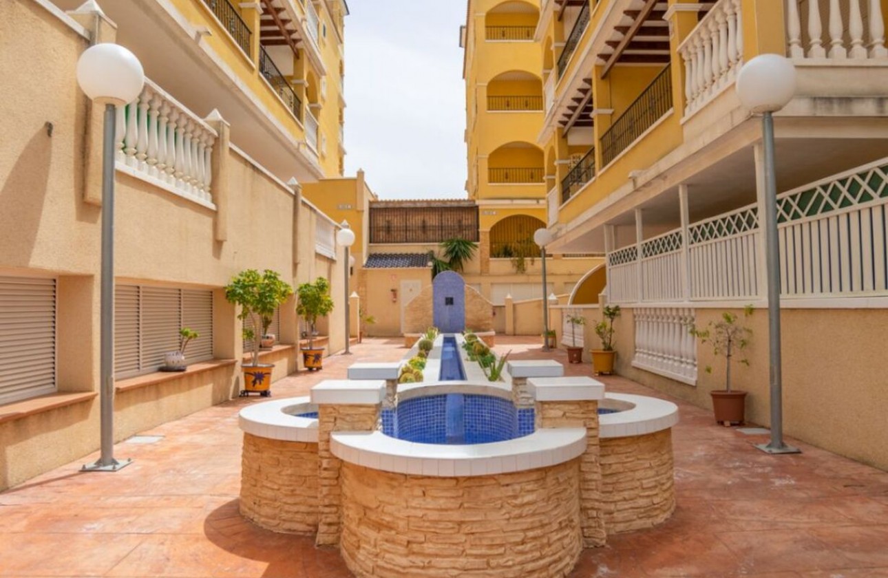 Resale - Apartment / flat - Algorfa