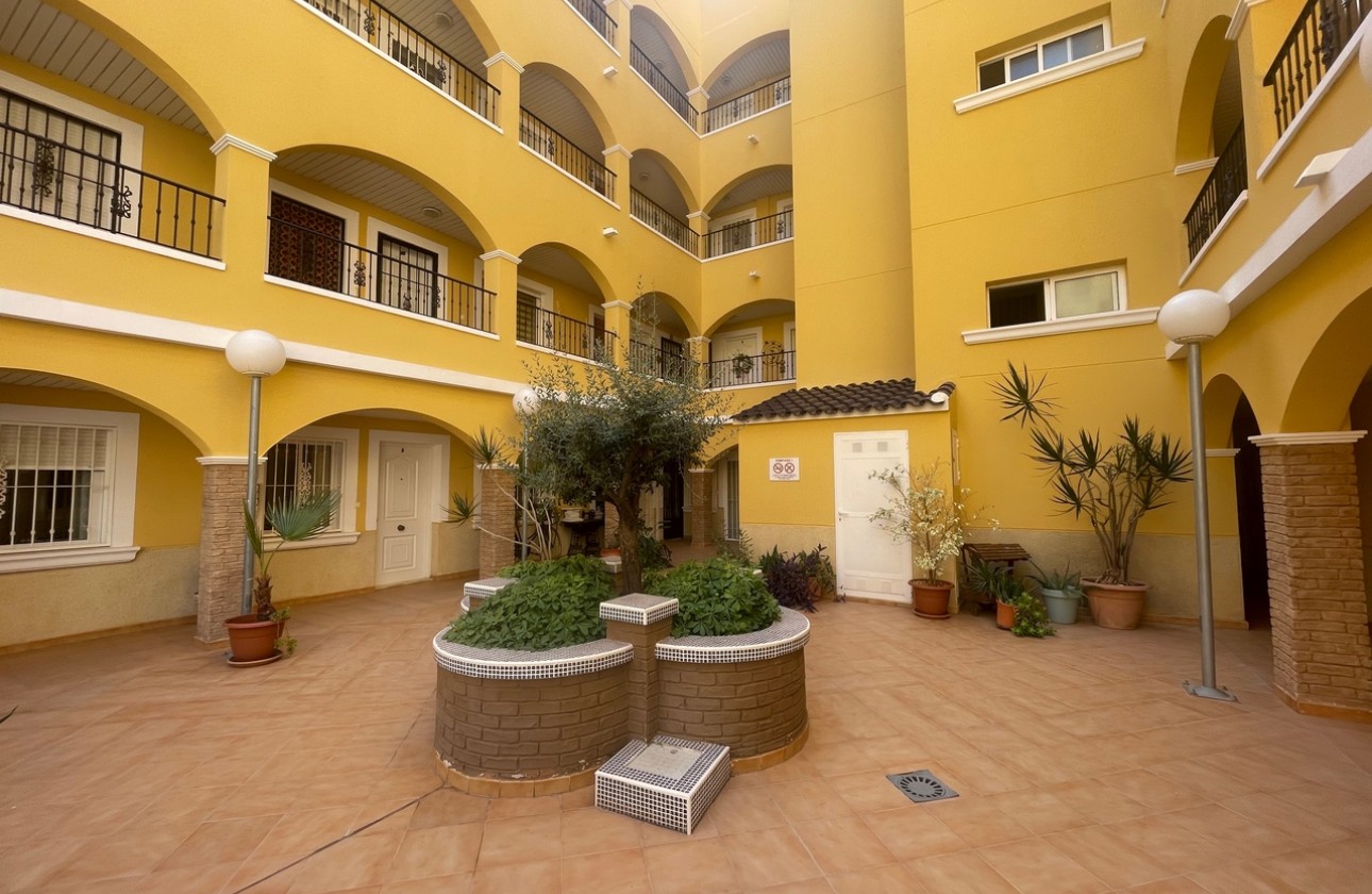 Reventa - Apartamento / piso - Algorfa