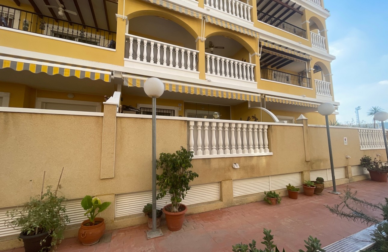 Reventa - Apartamento / piso - Algorfa