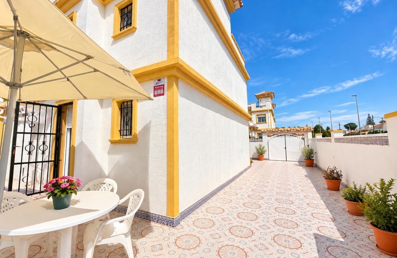Reventa - Chalet - Torrevieja - El limonar
