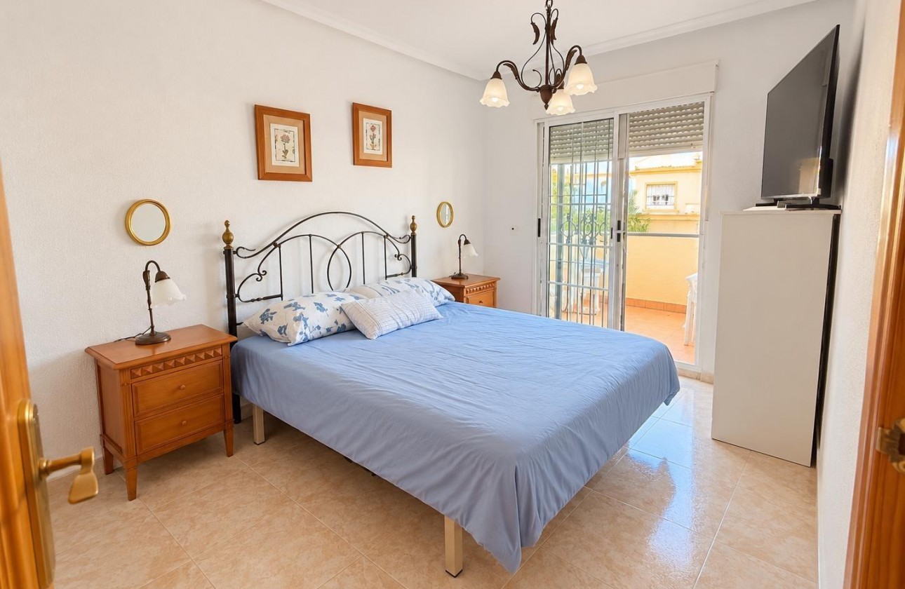 Reventa - Chalet - Torrevieja - El limonar