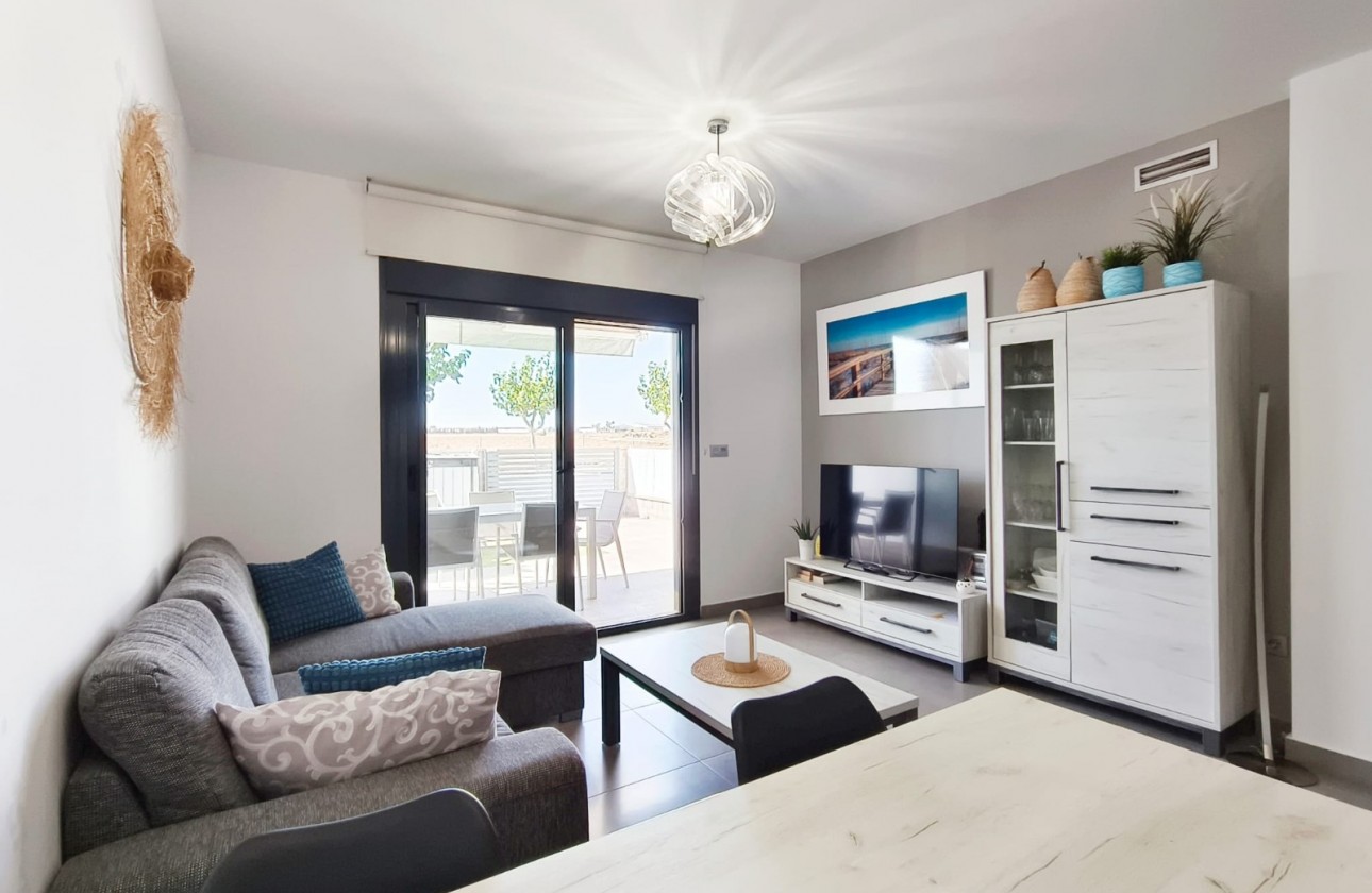 Resale - Apartment / flat - Pilar de la Horadada