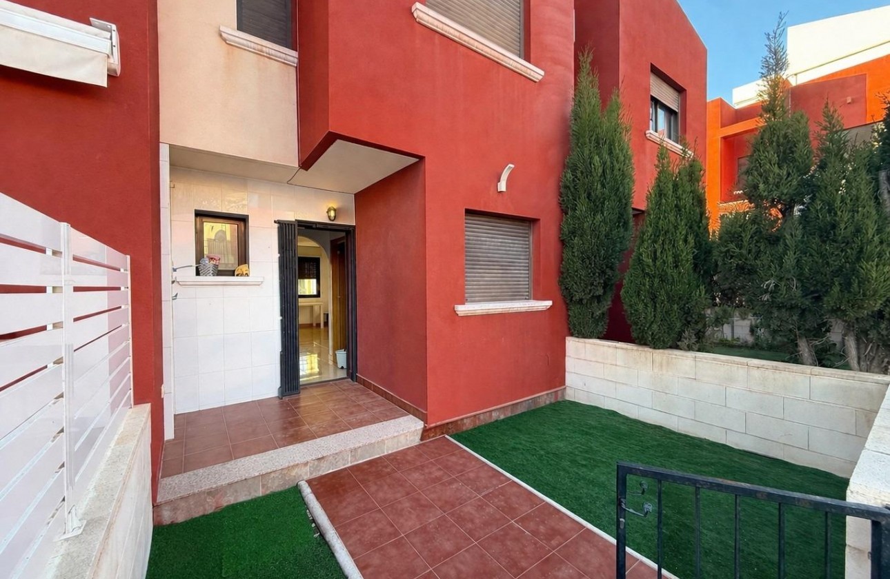 Resale - Villa - Torrevieja - Aguas Nuevas