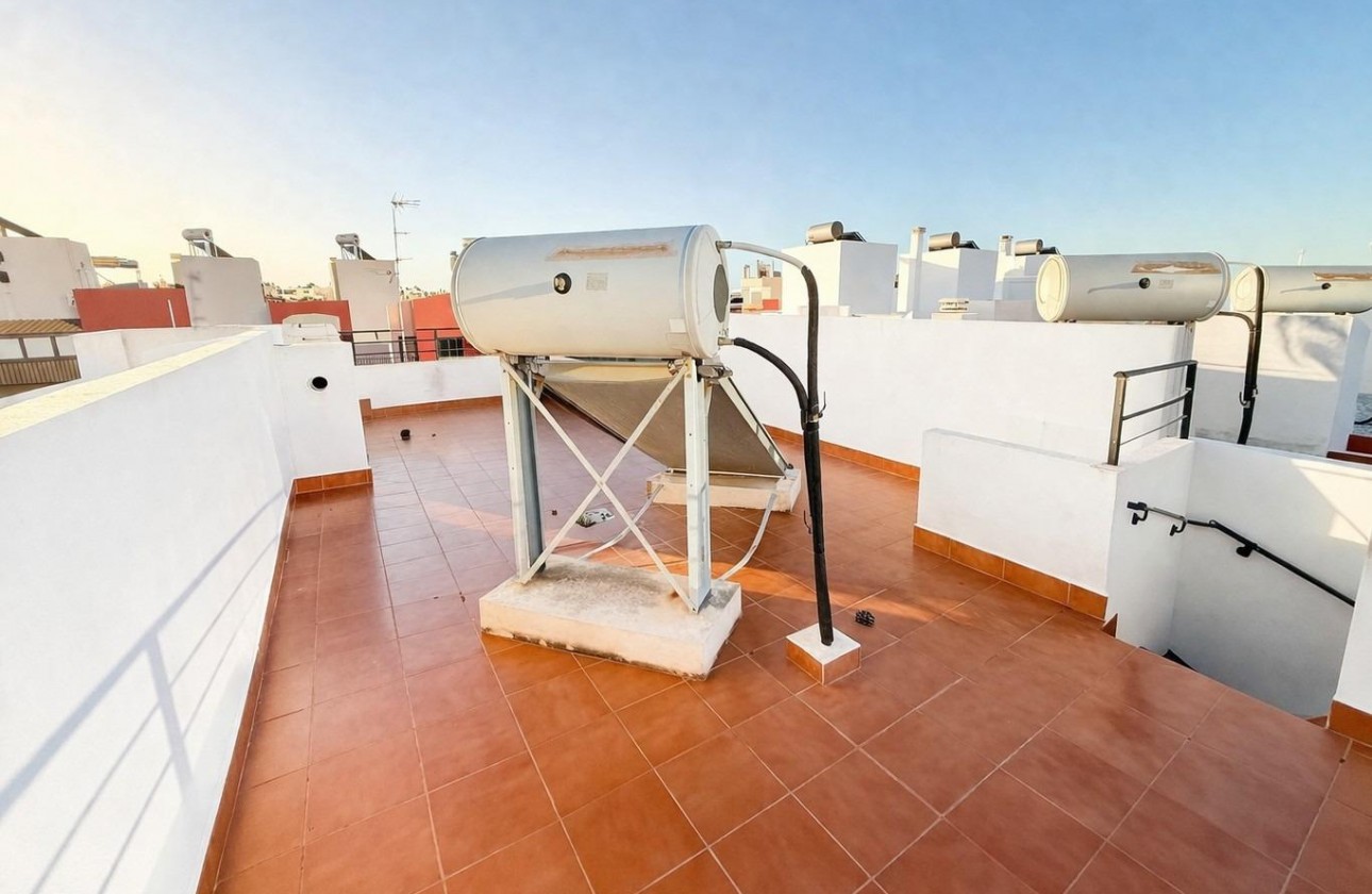 Resale - Villa - Torrevieja - Aguas Nuevas