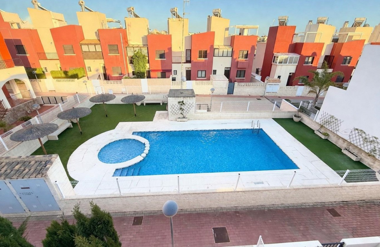 Resale - Villa - Torrevieja - Aguas Nuevas