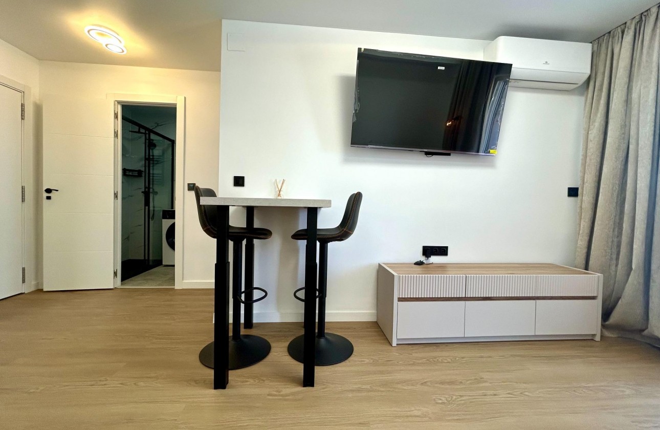 Reventa - Apartamento / piso - Torrevieja - Punta prima