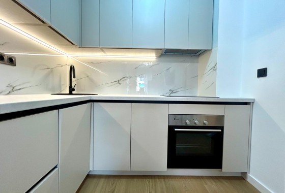 Reventa - Apartamento / piso - Torrevieja - Punta prima