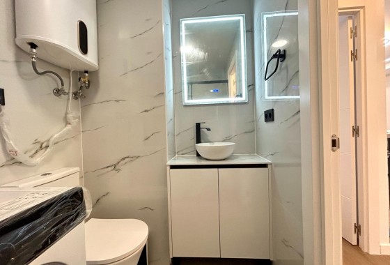 Reventa - Apartamento / piso - Torrevieja - Punta prima