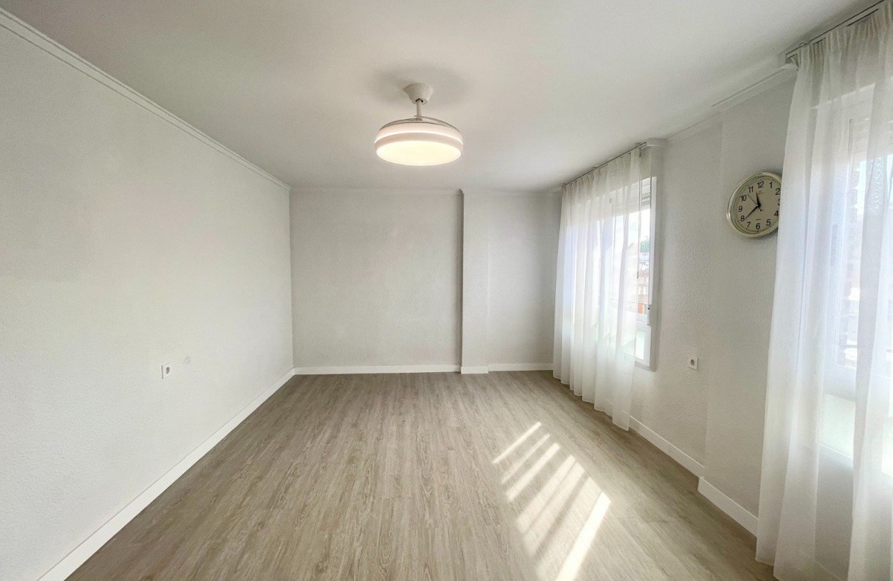 Revente - Appartement - Bigastro - Inland