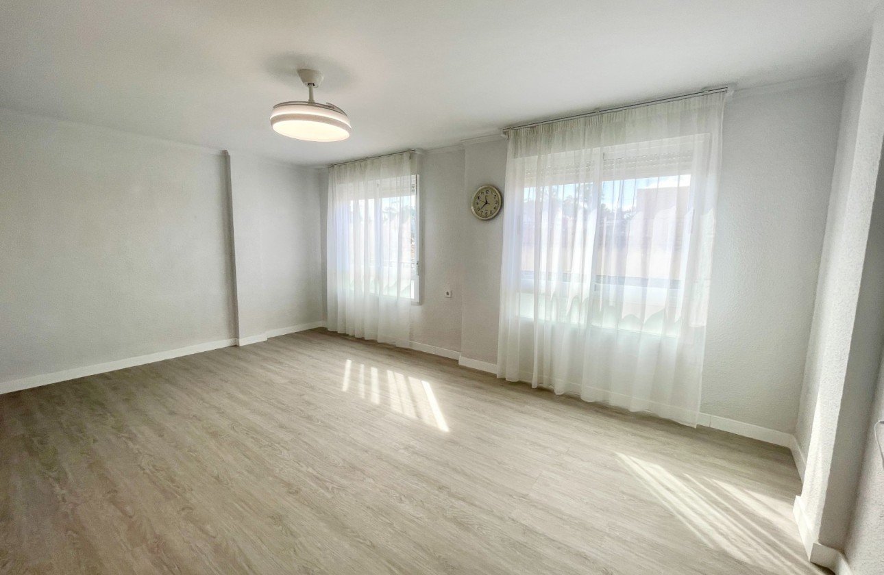 Revente - Appartement - Bigastro - Inland