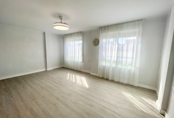 Revente - Appartement - Bigastro - Inland