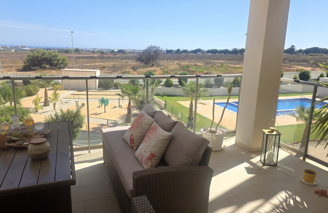 Reventa - Apartamento / piso - Villamartin - Costa Blanca