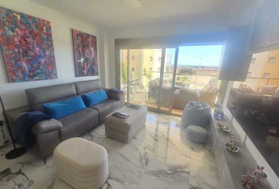 Reventa - Apartamento / piso - Villamartin - Costa Blanca