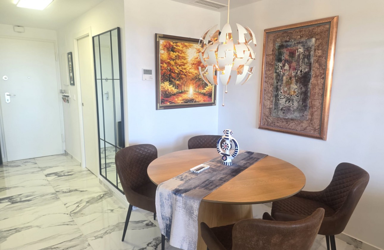 Reventa - Apartamento / piso - Villamartin - Costa Blanca