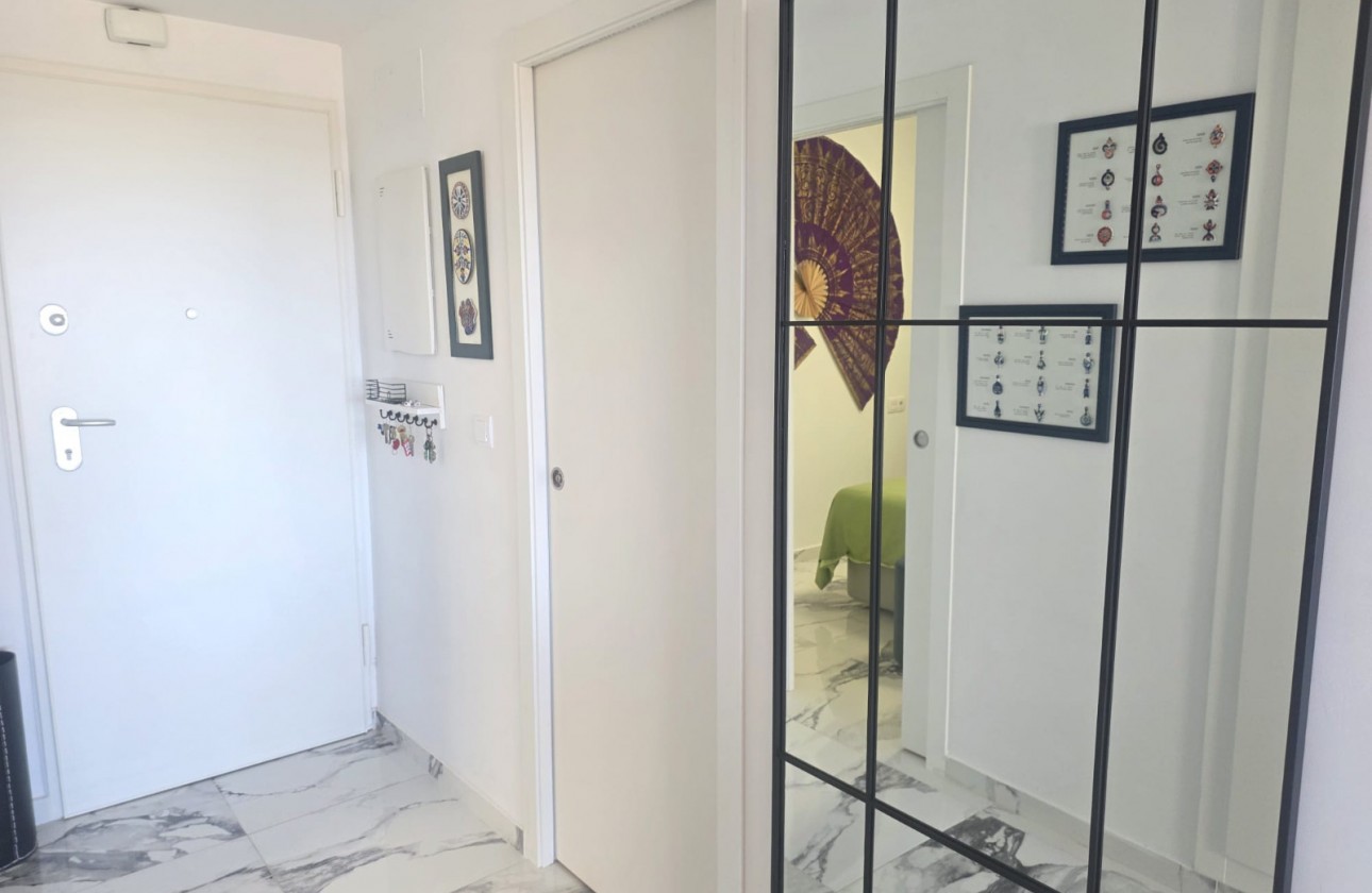 Reventa - Apartamento / piso - Villamartin - Costa Blanca