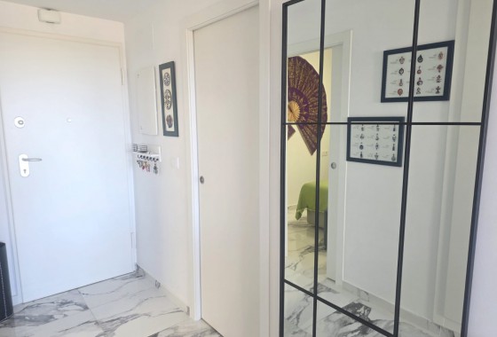 Reventa - Apartamento / piso - Villamartin - Costa Blanca
