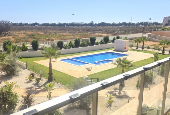 Reventa - Apartamento / piso - Villamartin - Costa Blanca