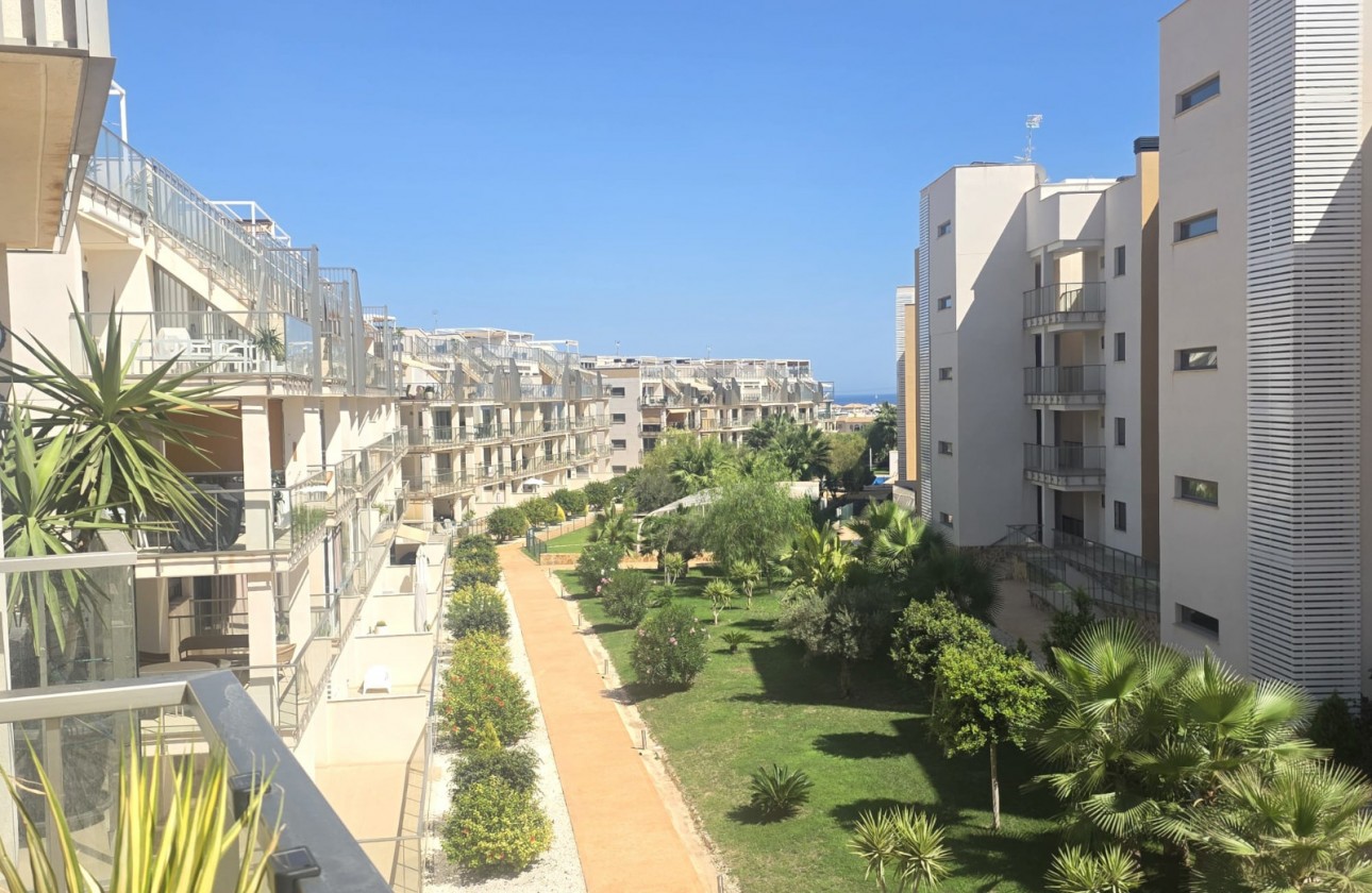 Reventa - Apartamento / piso - Villamartin - Costa Blanca