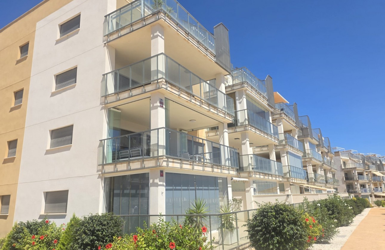 Reventa - Apartamento / piso - Villamartin - Costa Blanca