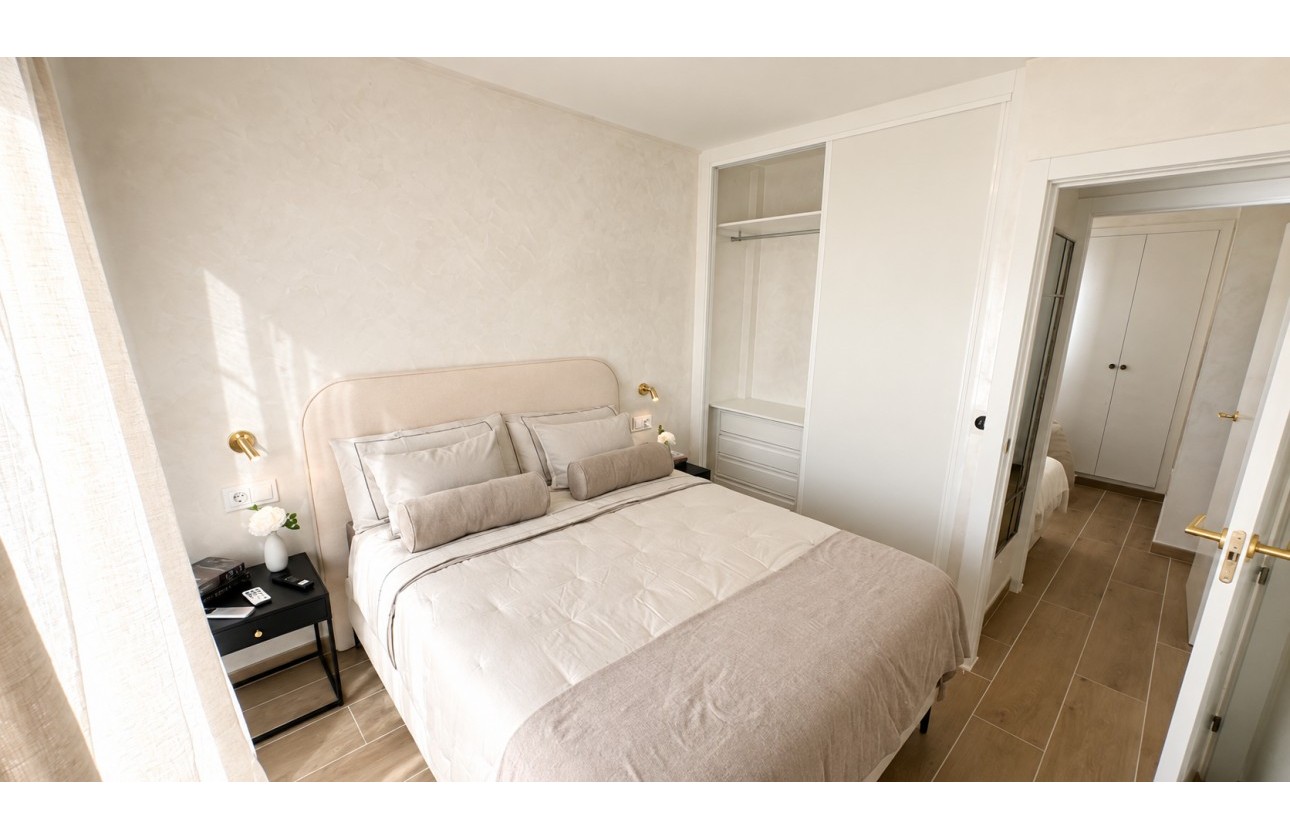 Resale - Apartment / flat - Torrevieja - Costa Blanca