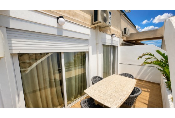 Resale - Apartment / flat - Torrevieja - Costa Blanca