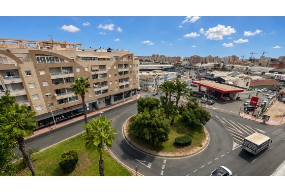 Resale - Apartment / flat - Torrevieja - Costa Blanca