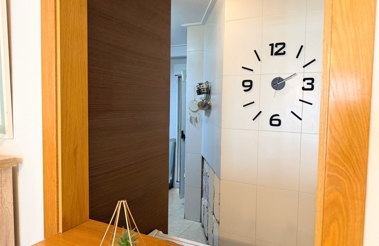 Resale - Apartment / flat - Torrevieja - Costa Blanca
