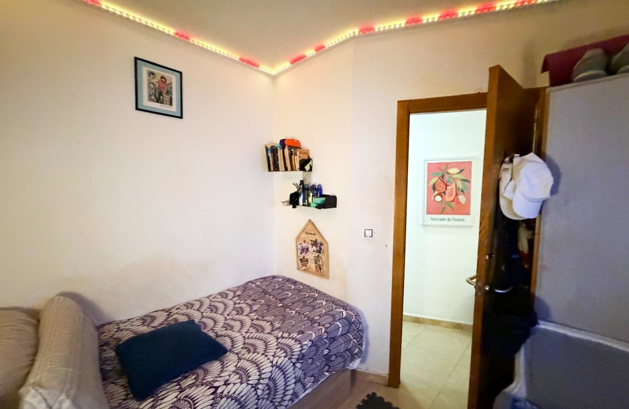 Resale - Apartment / flat - Torrevieja - Costa Blanca