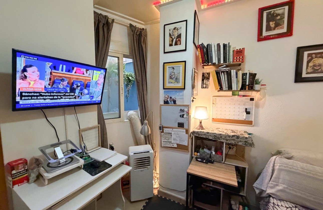 Resale - Apartment / flat - Torrevieja - Costa Blanca