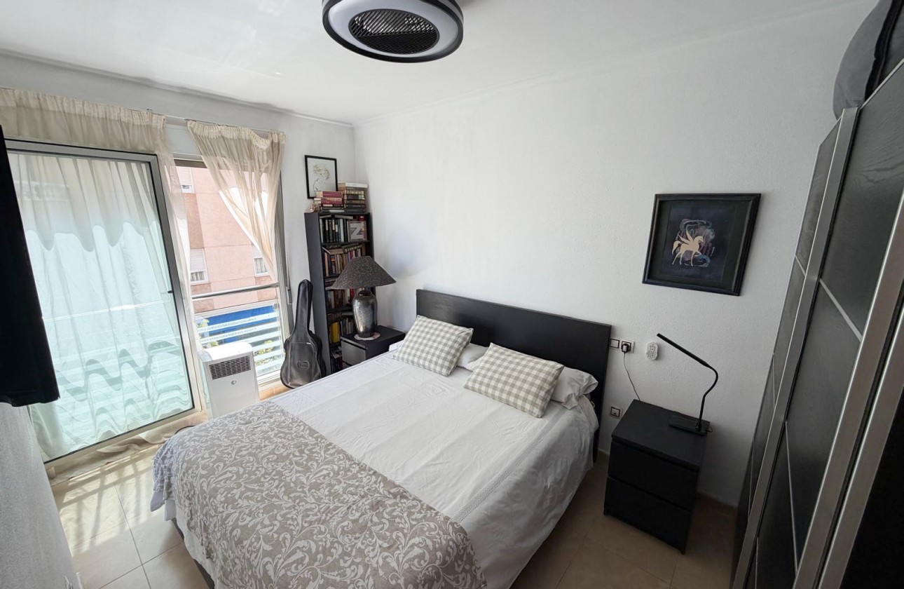 Resale - Apartment / flat - Torrevieja - Costa Blanca