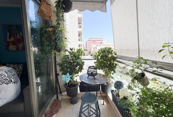 Resale - Apartment / flat - Torrevieja - Costa Blanca