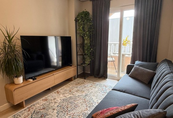Resale - Apartment / flat - Torrevieja - Playa del Cura