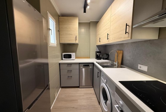 Resale - Apartment / flat - Torrevieja - Playa del Cura