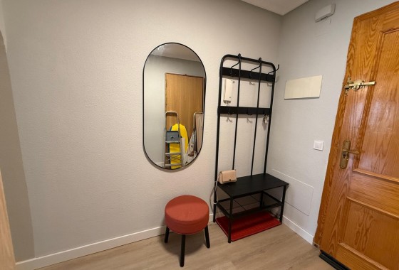 Resale - Apartment / flat - Torrevieja - Playa del Cura