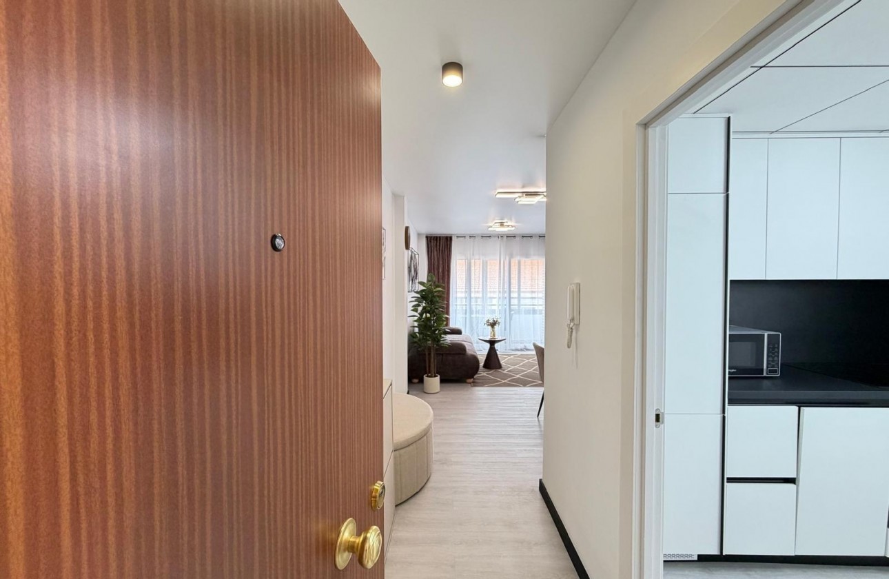 Resale - Apartment / flat - Torrevieja - Playa del Cura