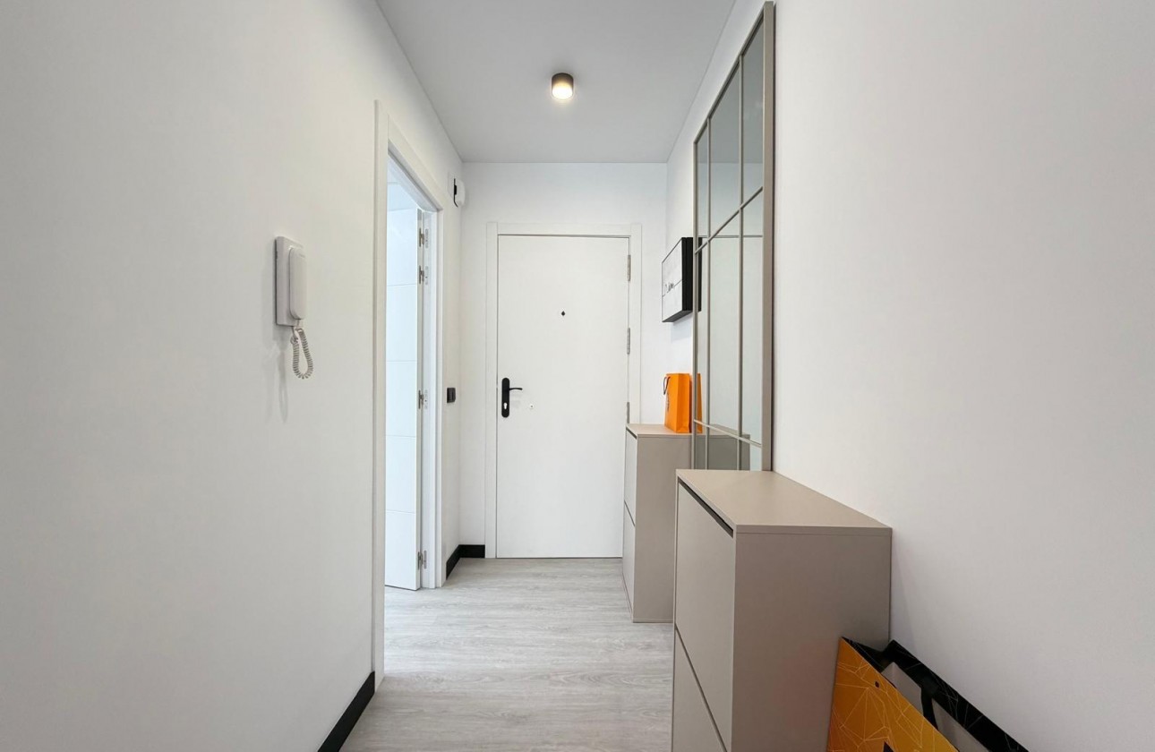 Resale - Apartment / flat - Torrevieja - Playa del Cura