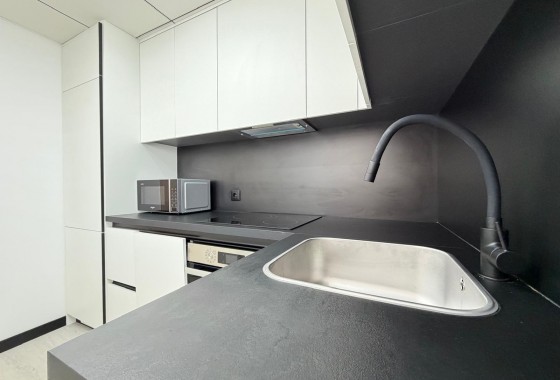Resale - Apartment / flat - Torrevieja - Playa del Cura