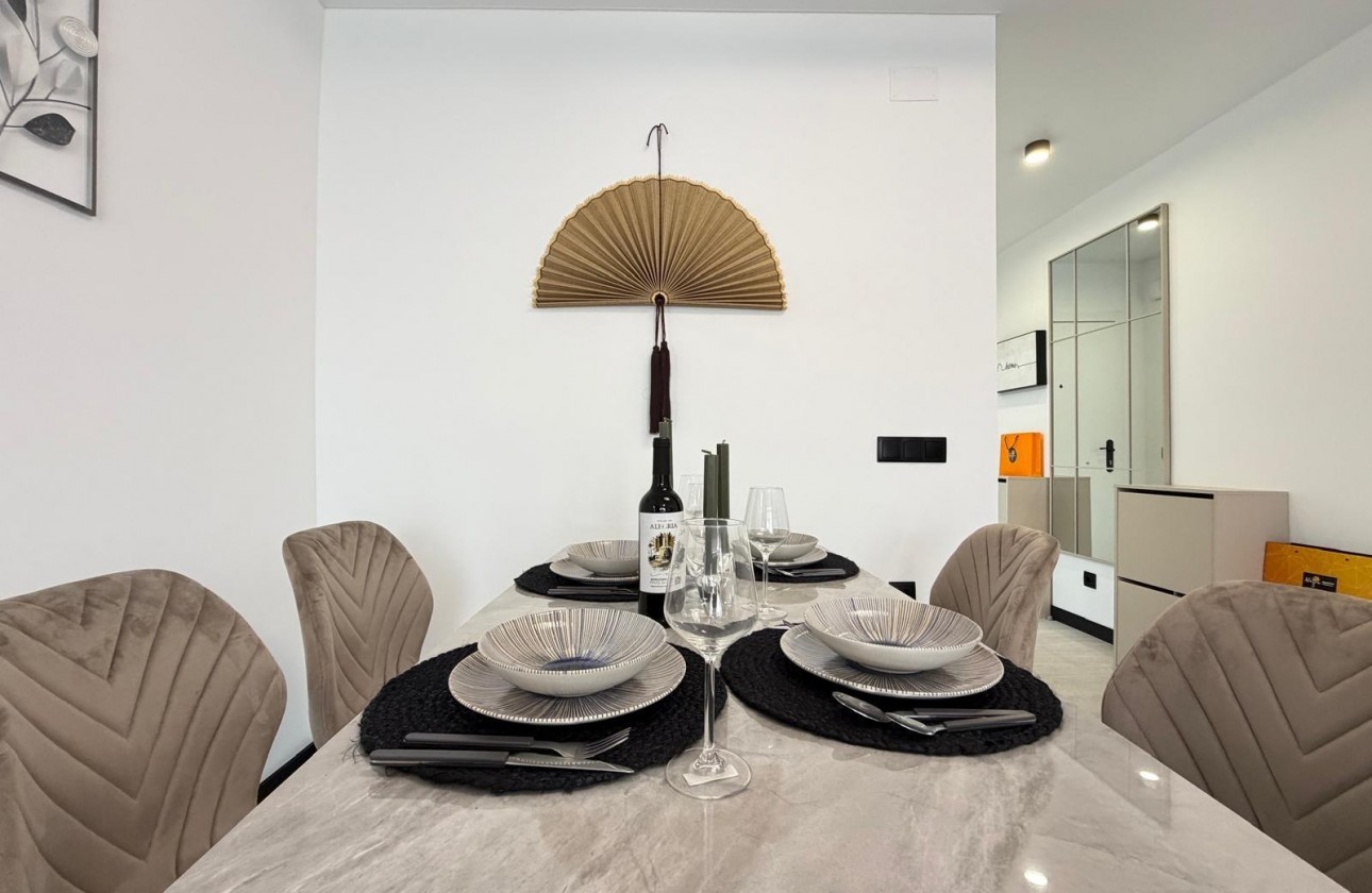 Resale - Apartment / flat - Torrevieja - Playa del Cura