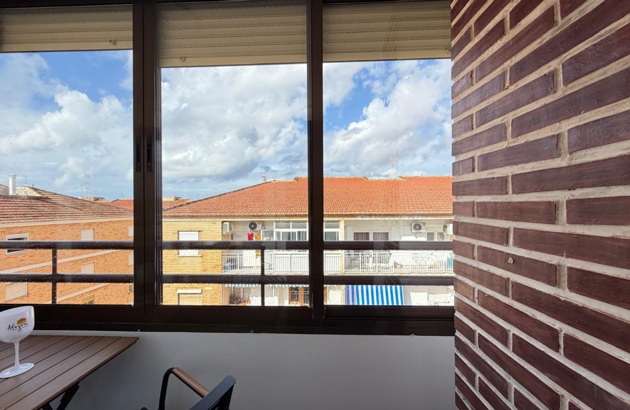 Resale - Apartment / flat - Torrevieja - Playa del Cura